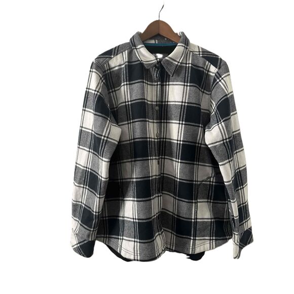 Eddie Bauer Tops - Eddie Bauer Flannel Snap Shacket Womens XXL Navy White Buffalo Plaid Long Sleeve